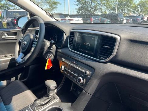 Used 2020 Kia Sportage LX FWD image 29