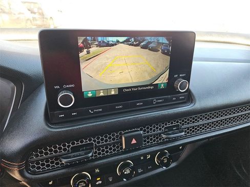 Used 2025 Honda HR-V Sport image 22