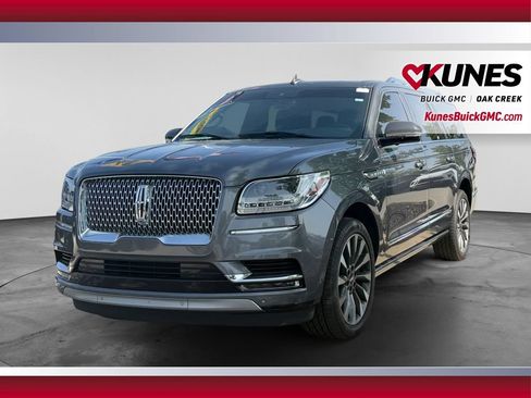 Used 2021 Lincoln Navigator L Reserve AWD/4WD image 5