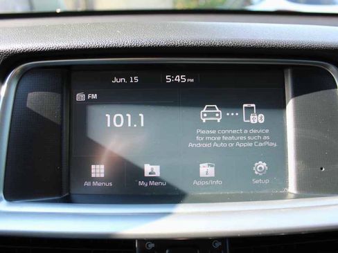 Used 2020 Kia Optima SE FWD image 18