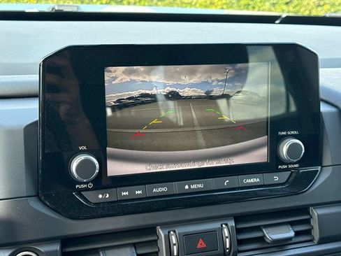 Certified 2024 Nissan Pathfinder S image 23