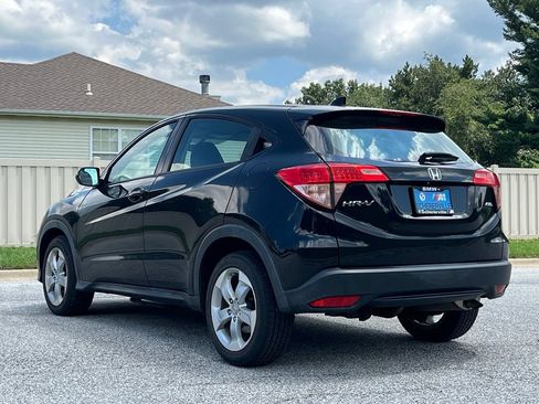 Used 2016 Honda HR-V LX image 5