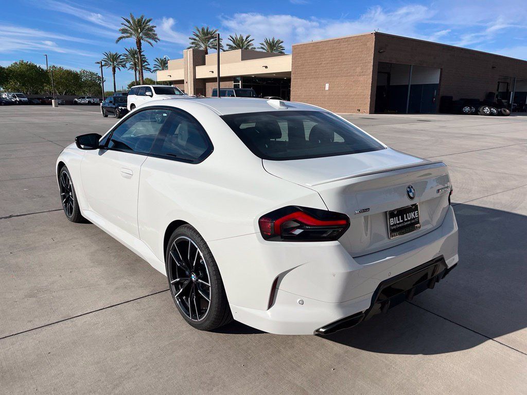 Used 2026 BMW M240i xDrive Coupe AWD/4WD image 9