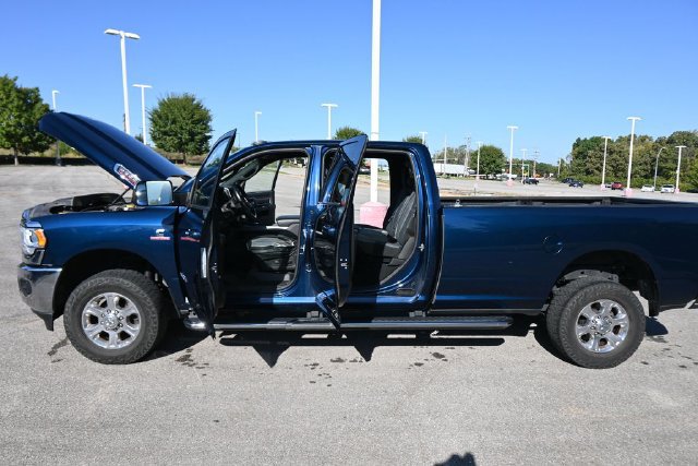 Used 2022 RAM 2500 Big Horn w/ Level A Equipment Group AWD/4WD image 9