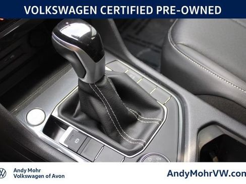 Used 2023 Volkswagen Tiguan SE AWD/4WD image 42
