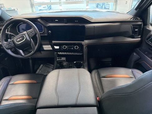 Used 2025 GMC Sierra 1500 AT4 w/ AT4 Premium Package AWD/4WD image 21