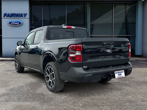 Used 2025 Ford Maverick Lariat image 4