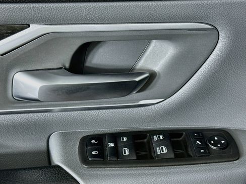 Used 2022 RAM 1500 Big Horn RWD image 39