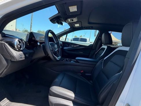 Used 2024 Chevrolet Blazer EV LT AWD/4WD image 6