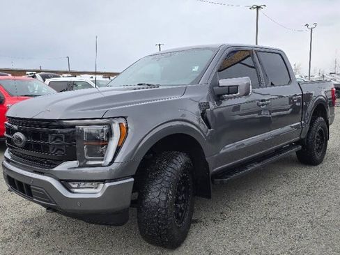 Used 2022 Ford F150 Lariat w/ Equipment Group 502A High AWD/4WD image 4