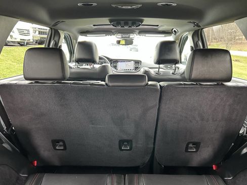 Used 2025 Dodge Durango GT image 41