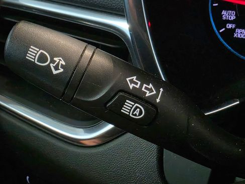 Used 2020 Chevrolet Equinox LT FWD image 17