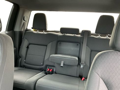 Used 2023 GMC Sierra 1500 Elevation image 13