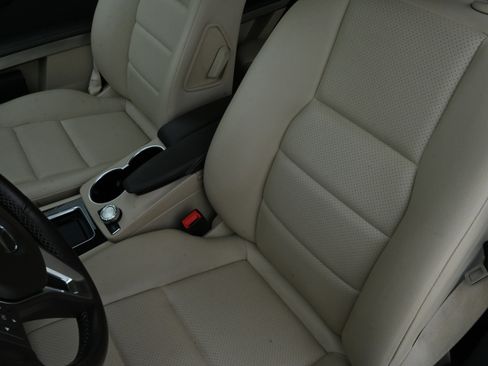 Used 2015 Mercedes-Benz GLK 350 2WD image 12