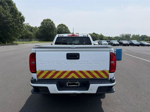 Used 2022 Chevrolet Colorado LT w/ Fleet Safety Package RWD image 6