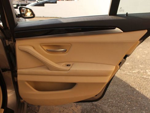 Used 2015 BMW 528i Sedan RWD image 22