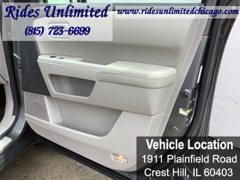Used 2011 Honda Pilot Touring image 22