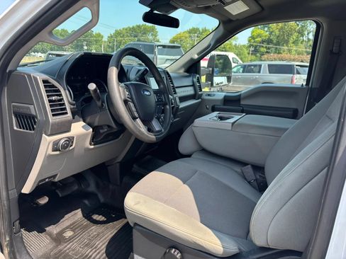 Used 2021 Ford F250 XL w/ STX Appearance Package AWD/4WD image 11