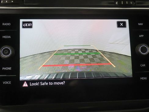 Used 2023 Volkswagen Tiguan SEL R-Line AWD/4WD image 43