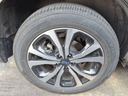 Certified 2024 Subaru Forester Limited AWD/4WD image 9
