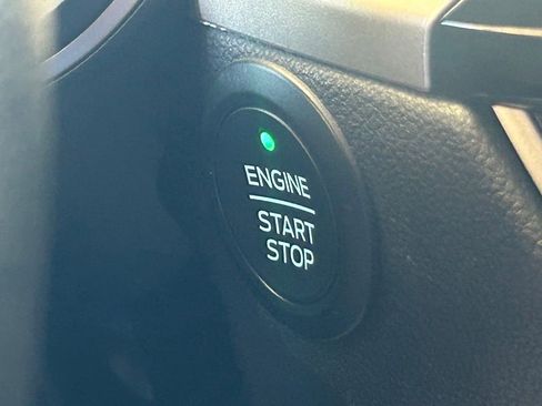 Used 2020 Ford Escape SEL image 41