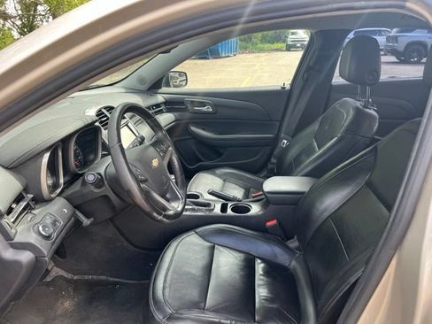 Used 2015 Chevrolet Malibu LTZ FWD image 12