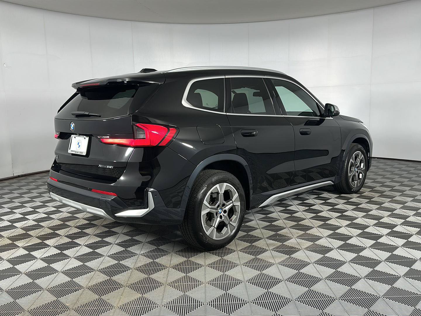 Used 2024 BMW X1 xDrive28i w/ Convenience Package AWD/4WD image 24