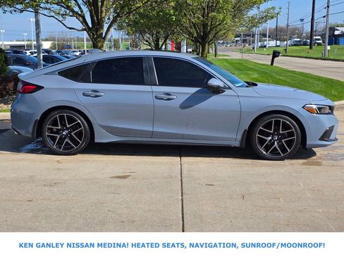 Used 2023 Honda Civic Sport Touring image 2
