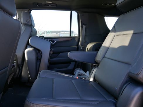 New 2026 GMC Yukon XL Denali w/ Sun & Power Step Package image 5