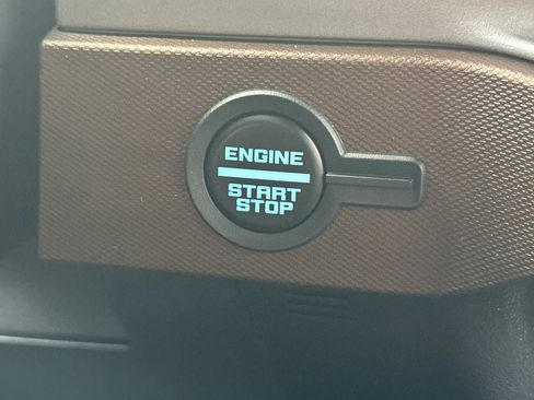 Used 2023 Ford Bronco Outer Banks image 23