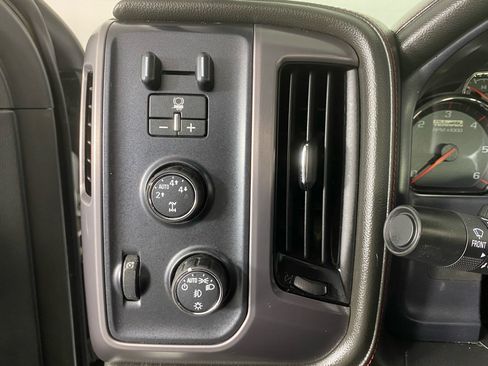 Used 2016 GMC Sierra 1500 SLT w/ All Terrain X Package AWD/4WD image 20