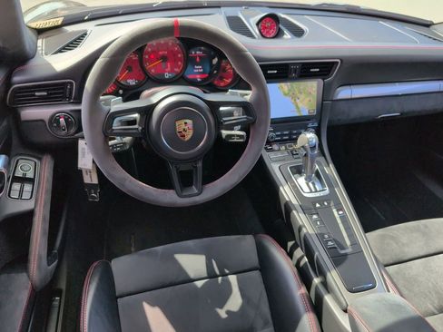 Used 2018 Porsche 911 GT3 image 23