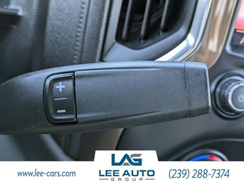 Used 2019 Chevrolet Silverado 1500 High Country image 28