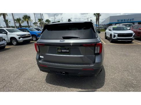 Used 2026 Ford Explorer ST-Line w/ ST-Line Street Pack RWD image 3