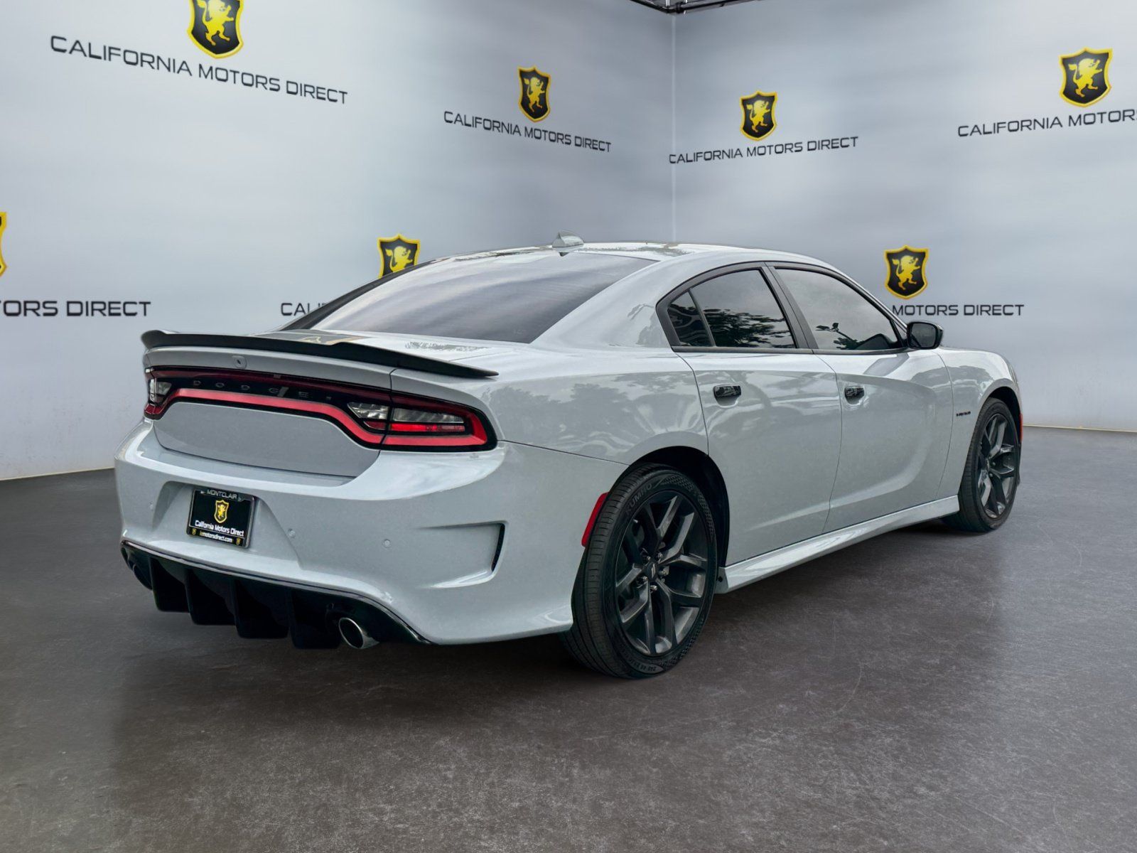 Used 2022 Dodge Charger R/T w/ Blacktop Package RWD image 5