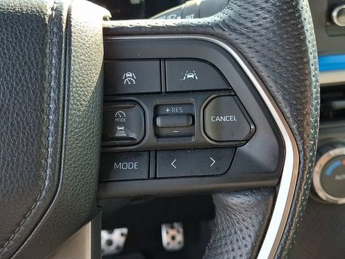 Used 2024 Toyota Tacoma TRD Sport AWD/4WD image 22