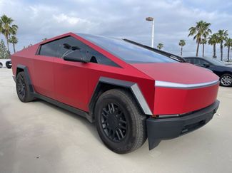 Used 2024 Tesla Cybertruck AWD Crew Cab video 3