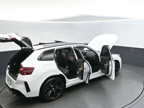 Used 2025 BMW X3 xDrive30i w/ M Sport Package image 49