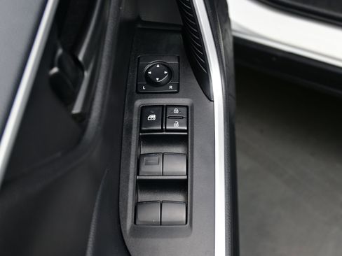 Used 2024 Toyota RAV4 LE image 10