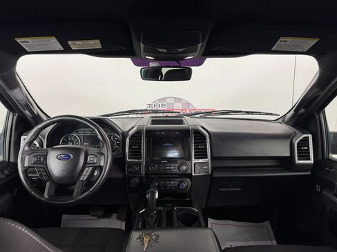 Used 2016 Ford F150 XLT w/ Equipment Group 302A Luxury AWD/4WD image 11