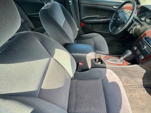 Used 2010 Chevrolet Impala LS image 7