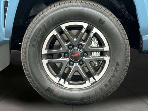 New 2026 Toyota Tacoma TRD Sport w/ TRD Sport Upgrade Package RWD image 32