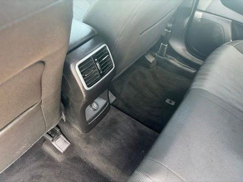 Used 2020 Kia Sportage LX FWD image 29