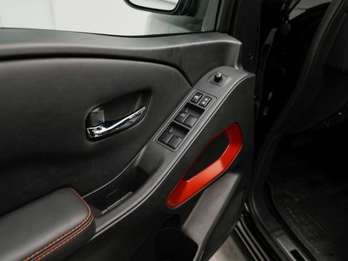 Used 2024 Nissan Frontier PRO-4X w/ Off-Road Protection Package image 29