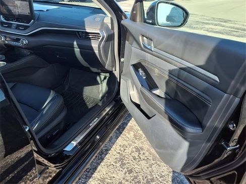 Used 2023 Nissan Altima 2.5 SL image 77