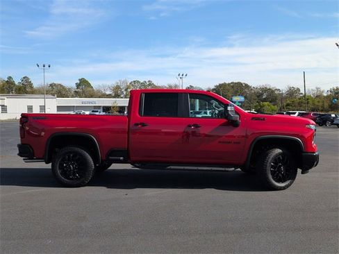 New 2026 Chevrolet Silverado 2500 LT image 3