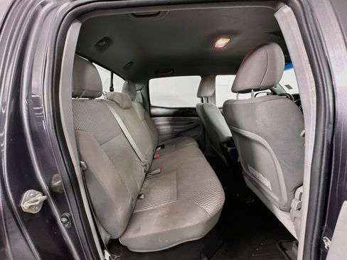Used 2014 Toyota Tacoma PreRunner w/ SR5 Package RWD image 25