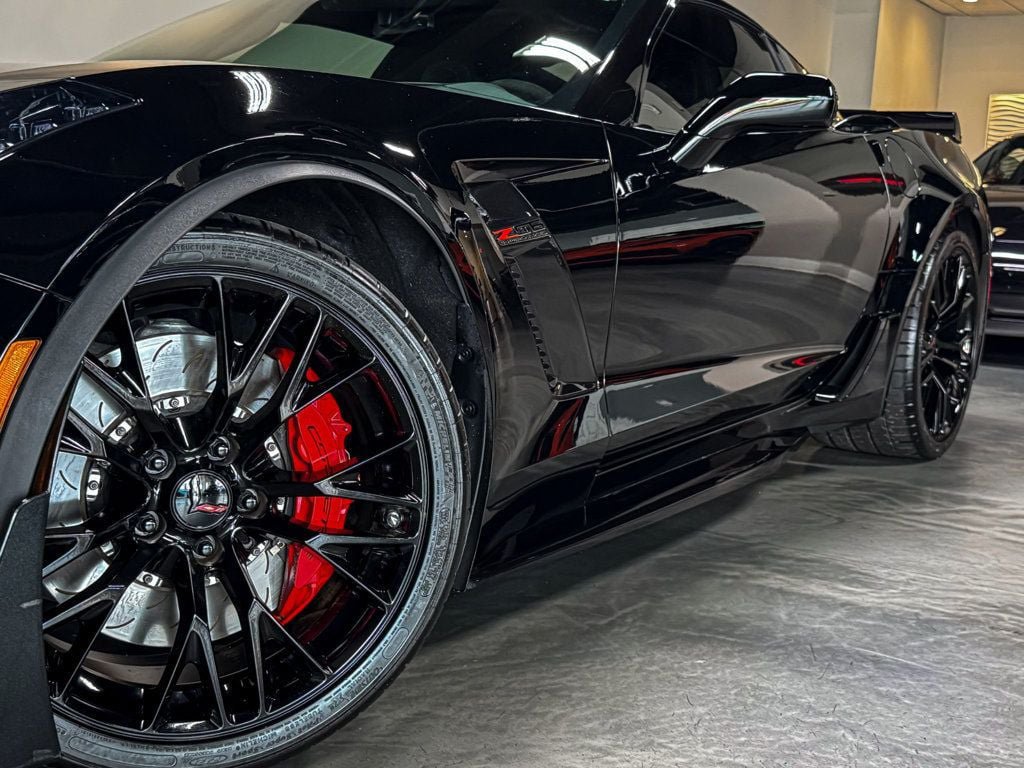 Used 2017 Chevrolet Corvette Z06 RWD image 90