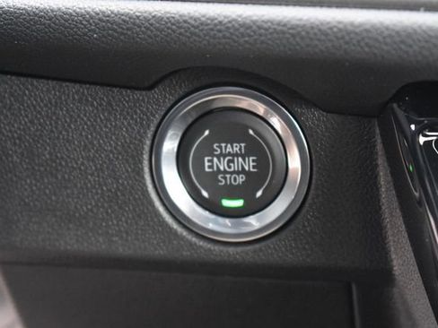 New 2026 Chevrolet Traverse LT w/ Driver Confidence Package AWD/4WD image 28