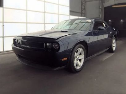 Used 2014 Dodge Challenger SXT
